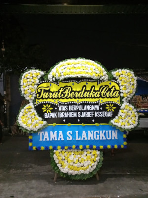 Papan Bunga Duka di Mekarbakti
